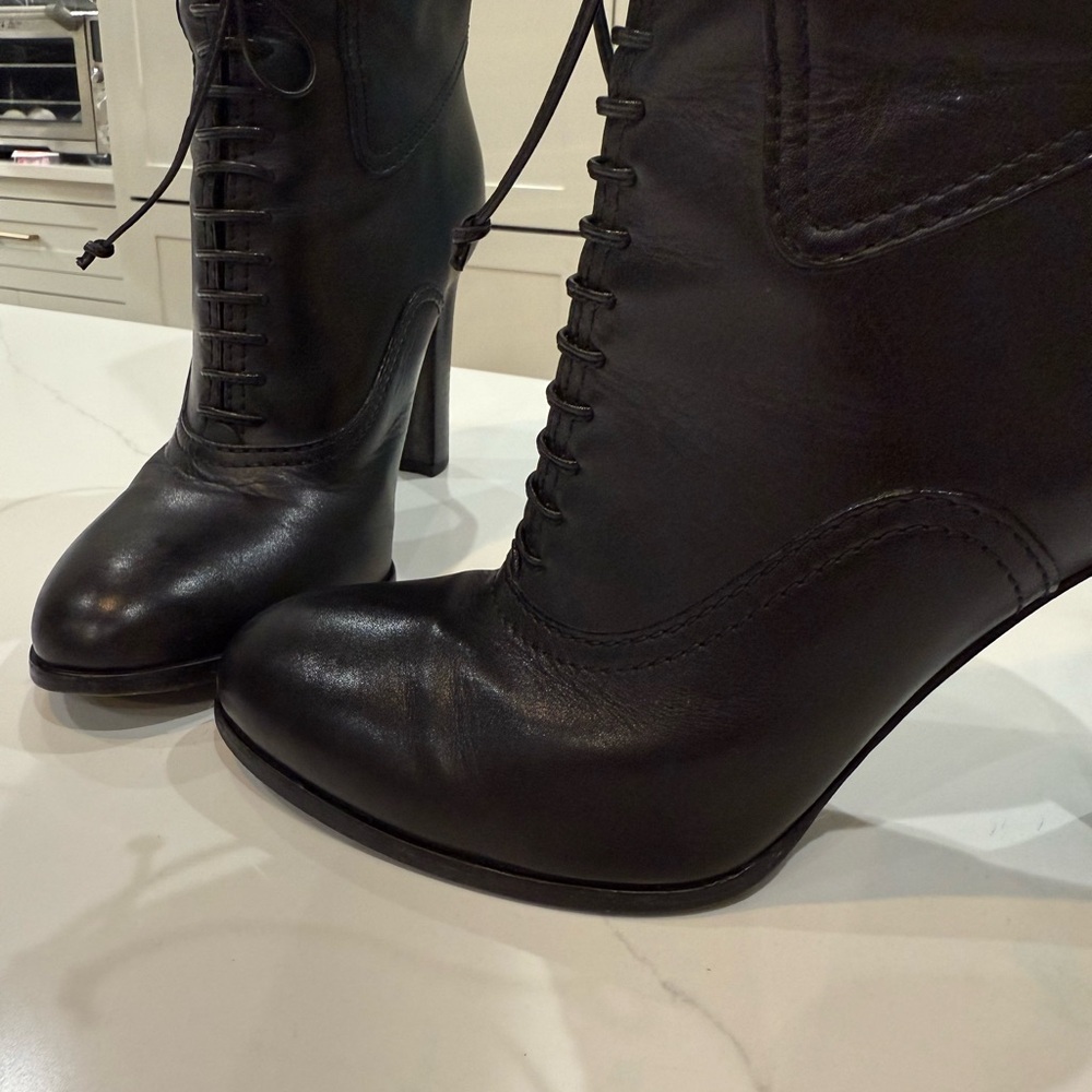 Elegant Black Knee-High Leather Boots TOM FORD LEATHER SIZE 37 - Picture 3 of 13